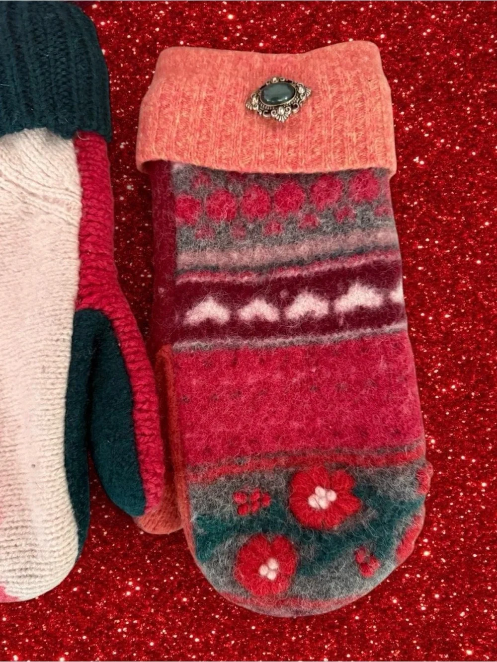 Baabaazuzu wool mittens